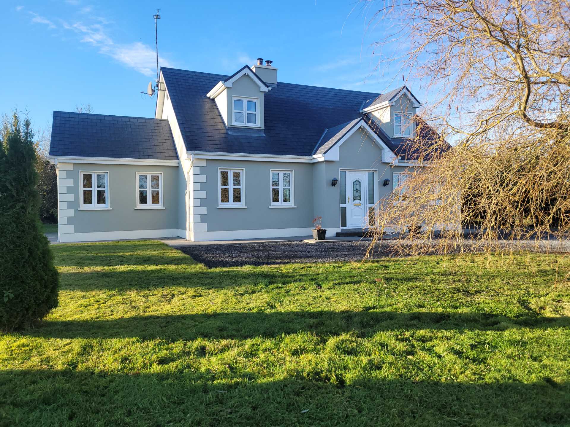 Summerhill, Newbridge, Ballinasloe, Co. Galway H53 WV84
