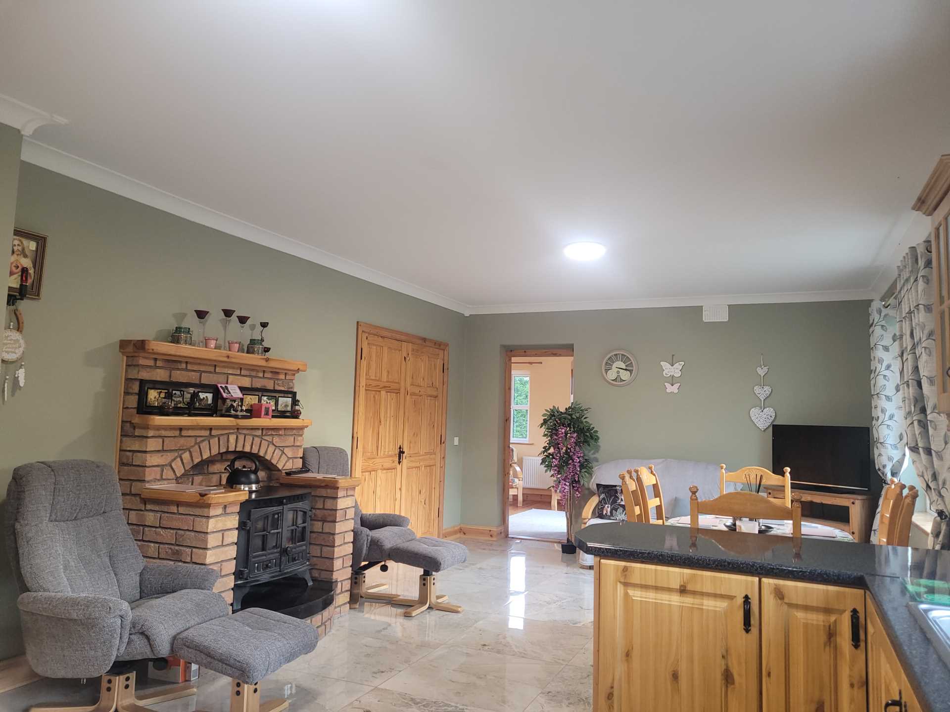Summerhill, Newbridge, Ballinasloe, Co. Galway H53 WV84  Summerhill, Newbridge, Ballinasloe, Co. Galway H53 WV84