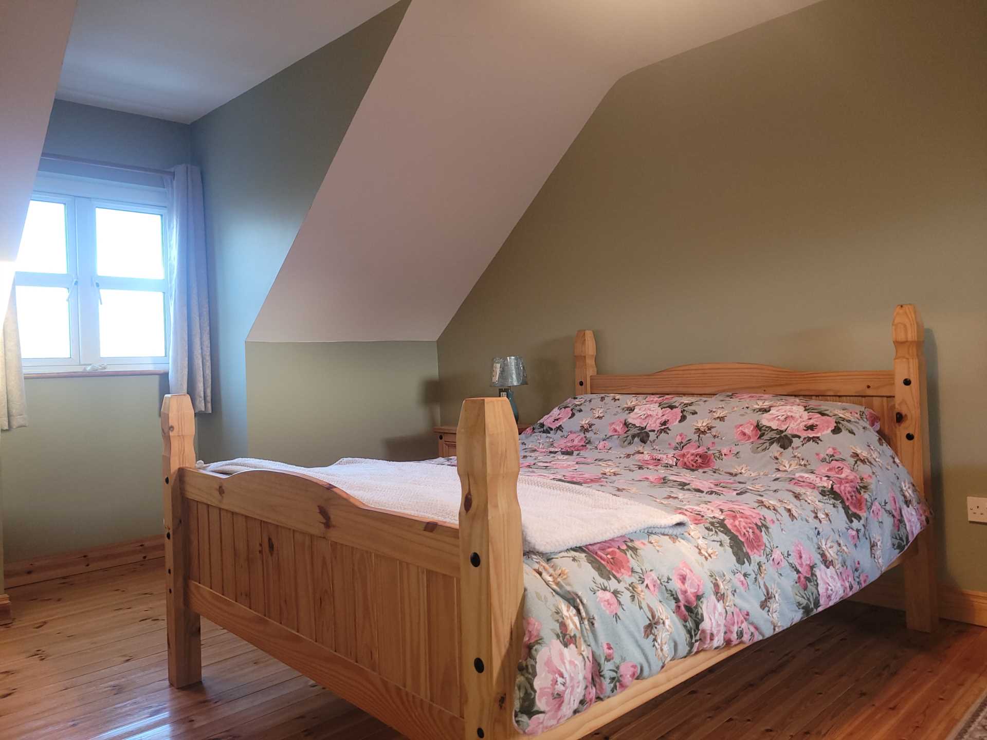 Summerhill, Newbridge, Ballinasloe, Co. Galway H53 WV84  Summerhill, Newbridge, Ballinasloe, Co. Galway H53 WV84