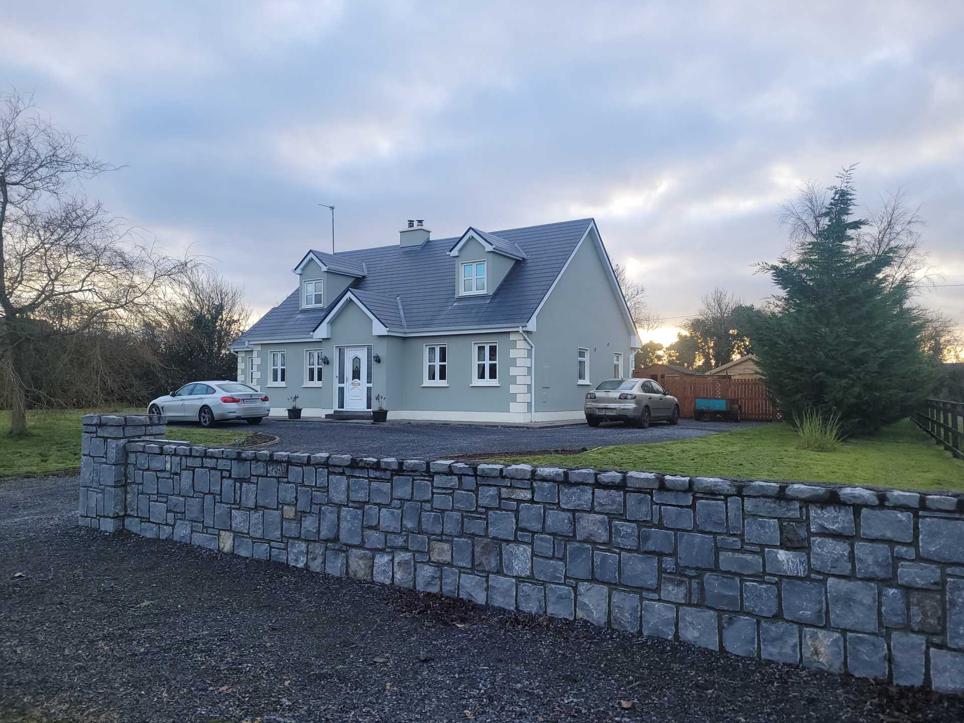 Summerhill, Newbridge, Ballinasloe, Co. Galway H53 WV84  Summerhill, Newbridge, Ballinasloe, Co. Galway H53 WV84