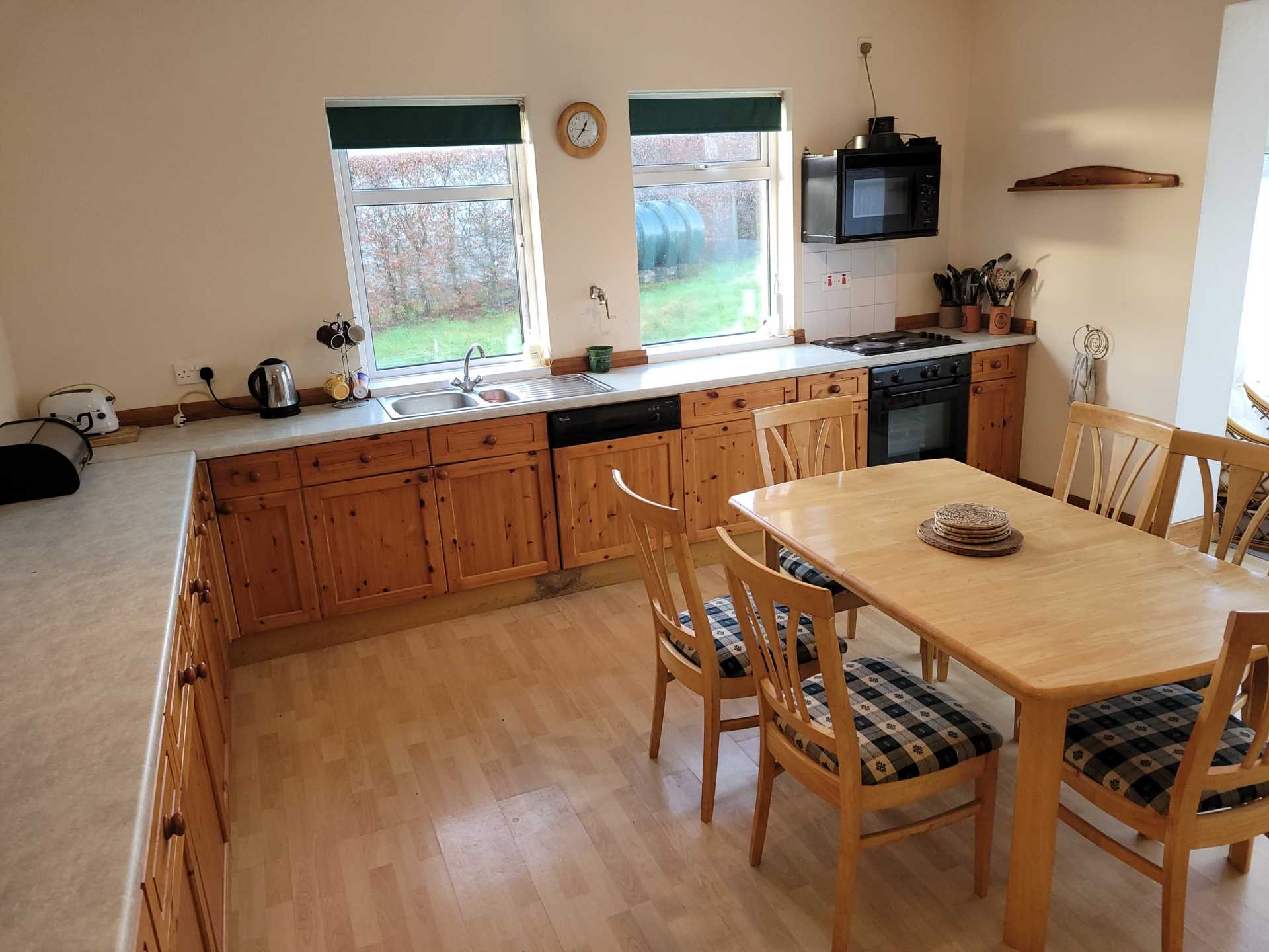 River View Cottage, Chapel Road, Castlecoote, Co. Roscommon F42 NC43  River View Cottage, Chapel Road, Castlecoote, Co. Roscommon F42 NC43
