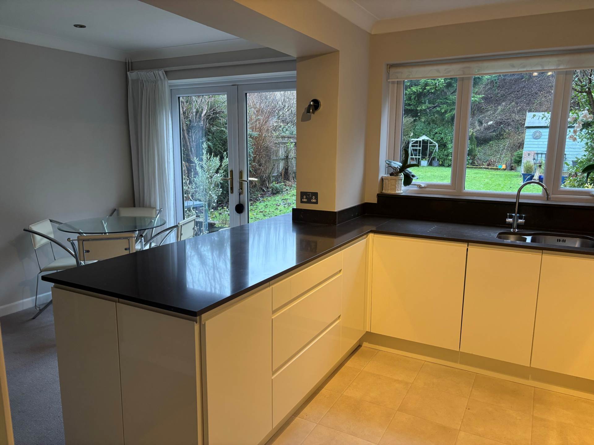 Priorsfield, Marlborough, SN8 4AQ, Image 4