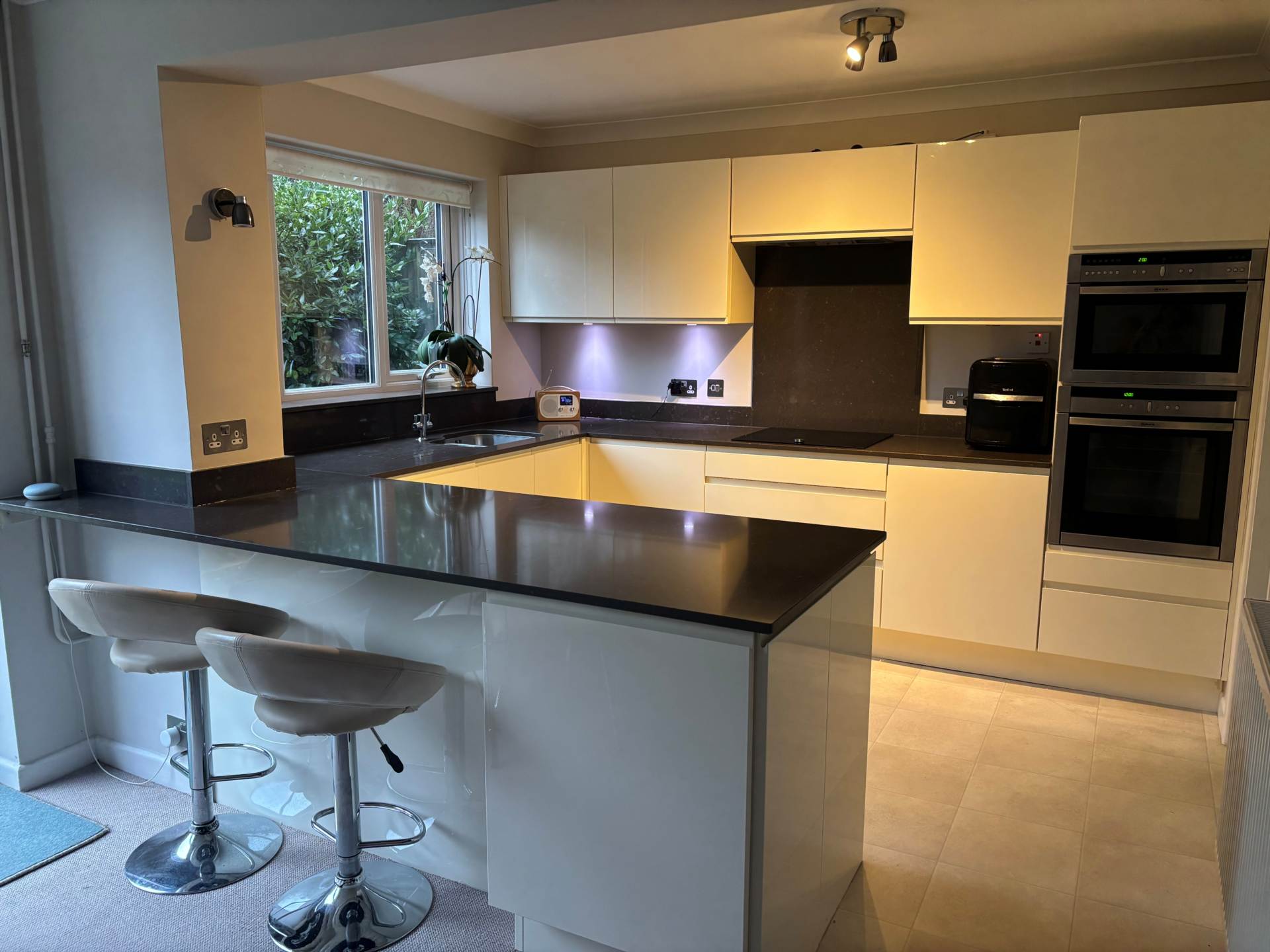 Priorsfield, Marlborough, SN8 4AQ, Image 5