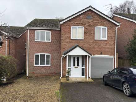 5 Bedroom Detached, Priorsfield, Marlborough, SN8 4AQ