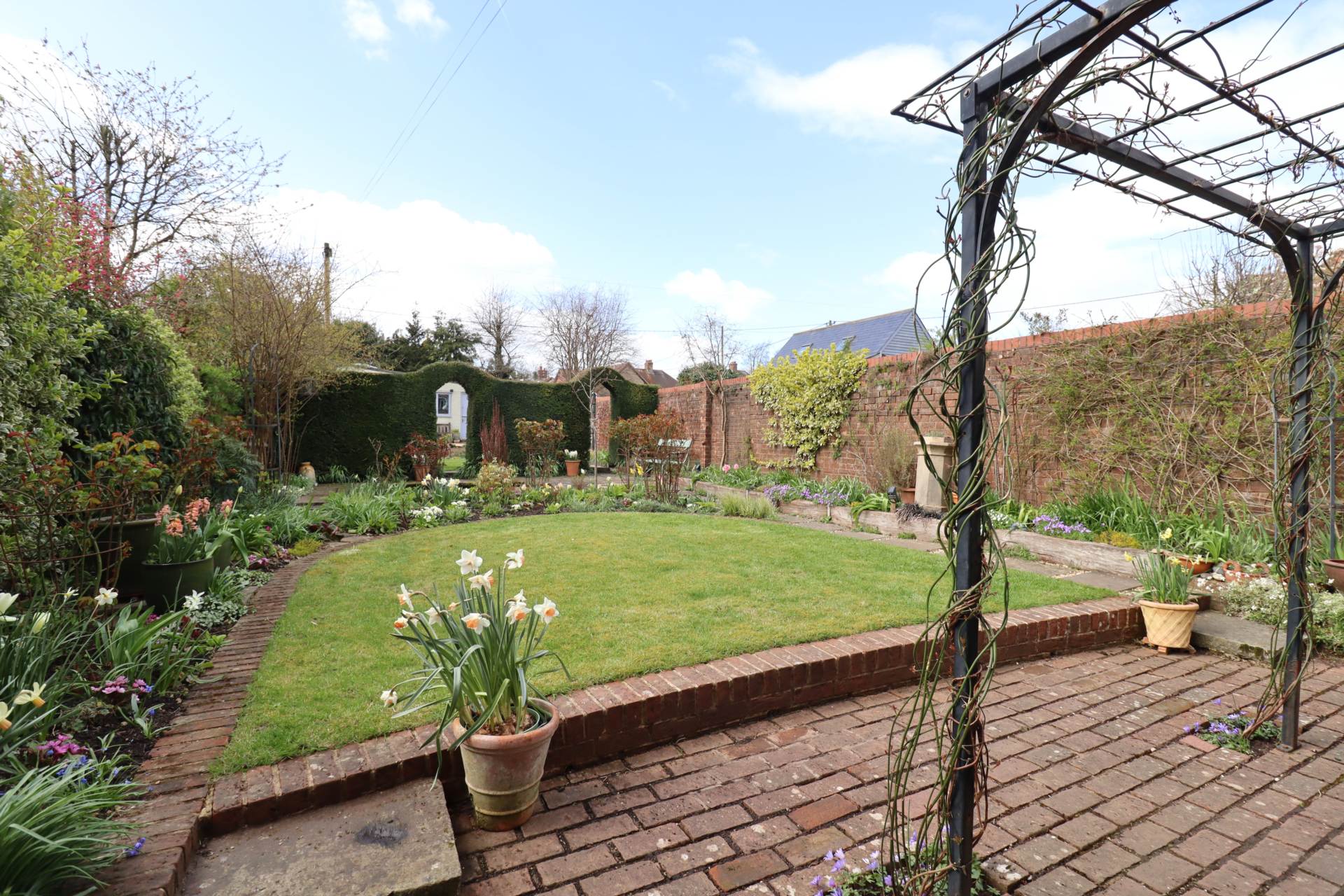 Blowhorn Street, Marlborough, SN8 1BT, Image 12