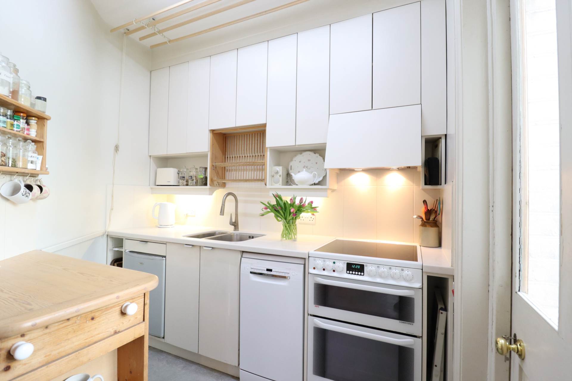 Blowhorn Street, Marlborough, SN8 1BT, Image 5