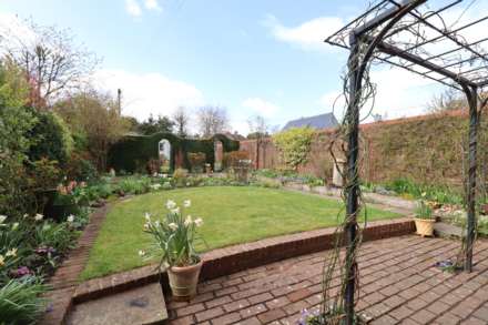 Blowhorn Street, Marlborough, SN8 1BT, Image 12