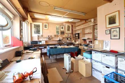 Blowhorn Street, Marlborough, SN8 1BT, Image 14