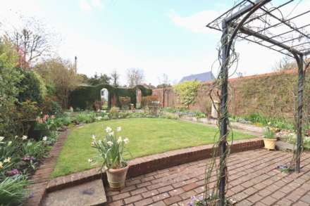 Blowhorn Street, Marlborough, SN8 1BT, Image 17