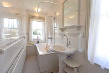 Blowhorn Street, Marlborough, SN8 1BT, Image 9