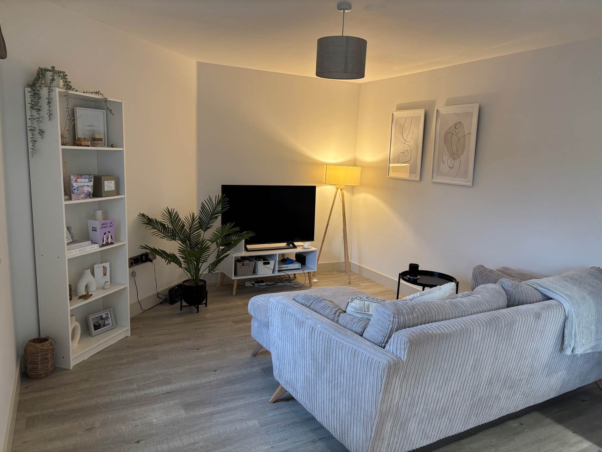 Station Mews, Pewsey, SN9 5FB, Image 1