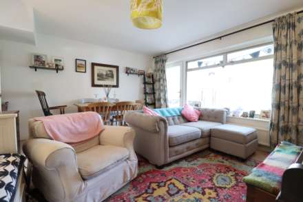 Savernake Court, Marlborough, SN8 4AG, Image 3