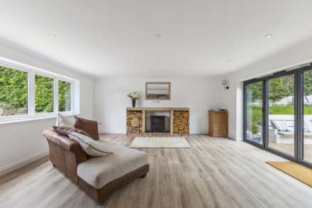 High Street, Burbage, Marlborough, SN8 3AA, Image 2
