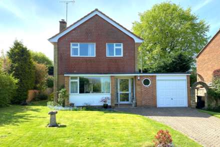 Elcot Close, Marlborough, SN8 2BB