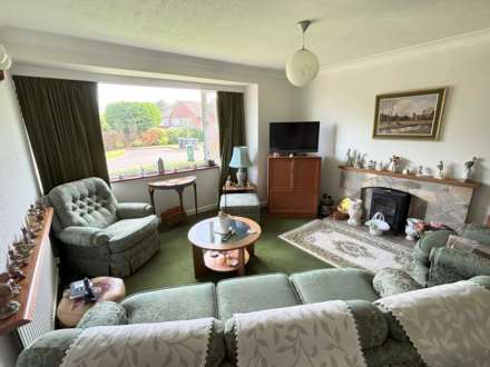 Elcot Close, Marlborough, SN8 2BB, Image 2
