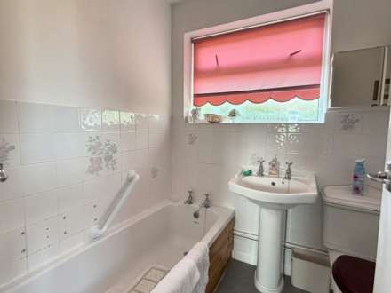 Elcot Close, Marlborough, SN8 2BB, Image 8