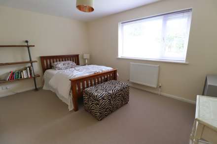 Downs Close, Eastbury, RG17 7JW, Image 11