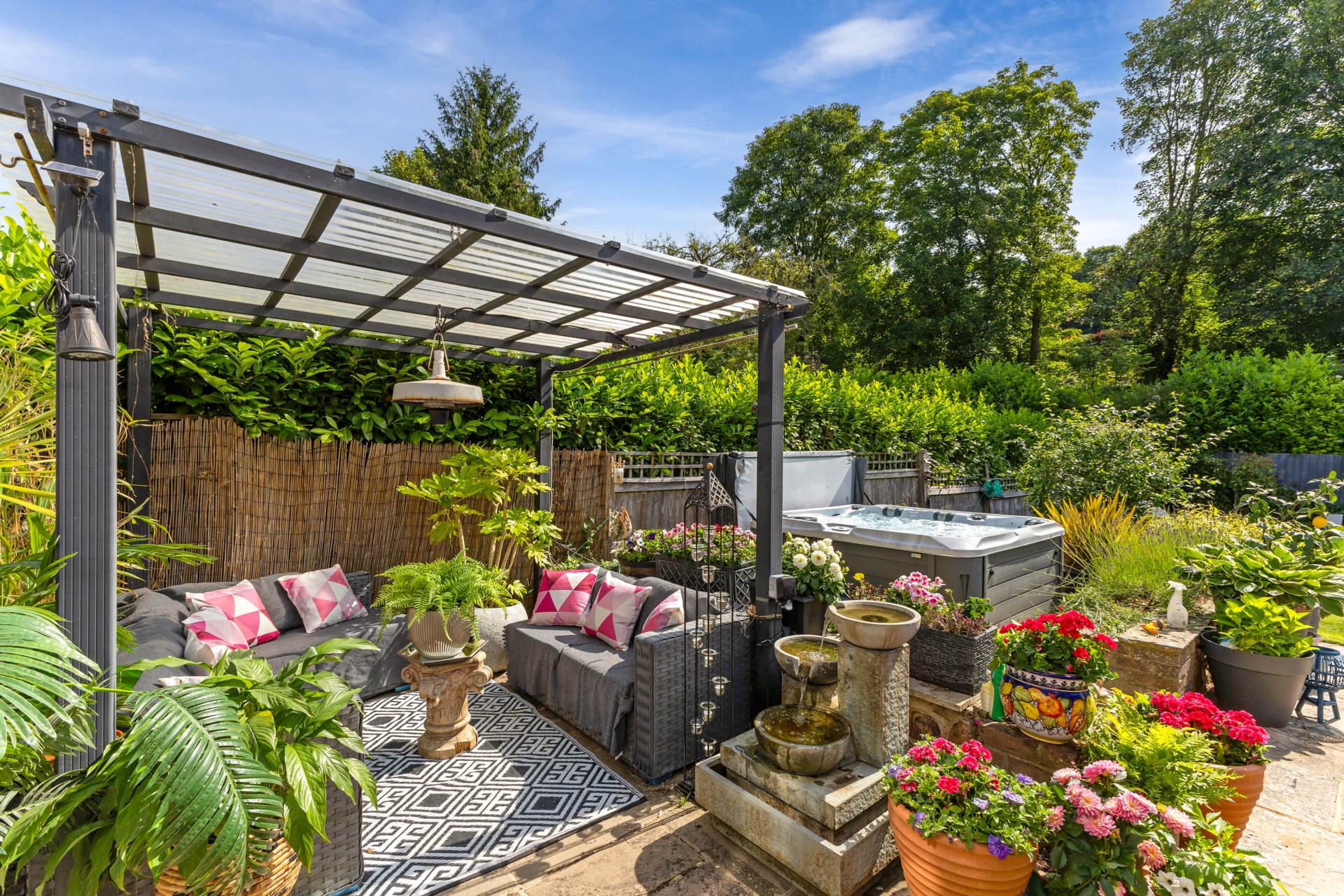 Lottage Road, Marlborough, SN8 2EB, Image 15