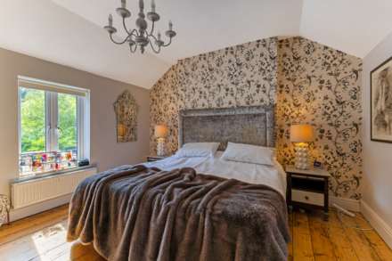 Lottage Road, Marlborough, SN8 2EB, Image 9