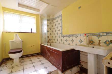 High Street, Burbage, Marlborough, SN8 3AF, Image 11