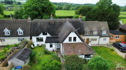 Moggs Lane, Calstone, SN11 8QD