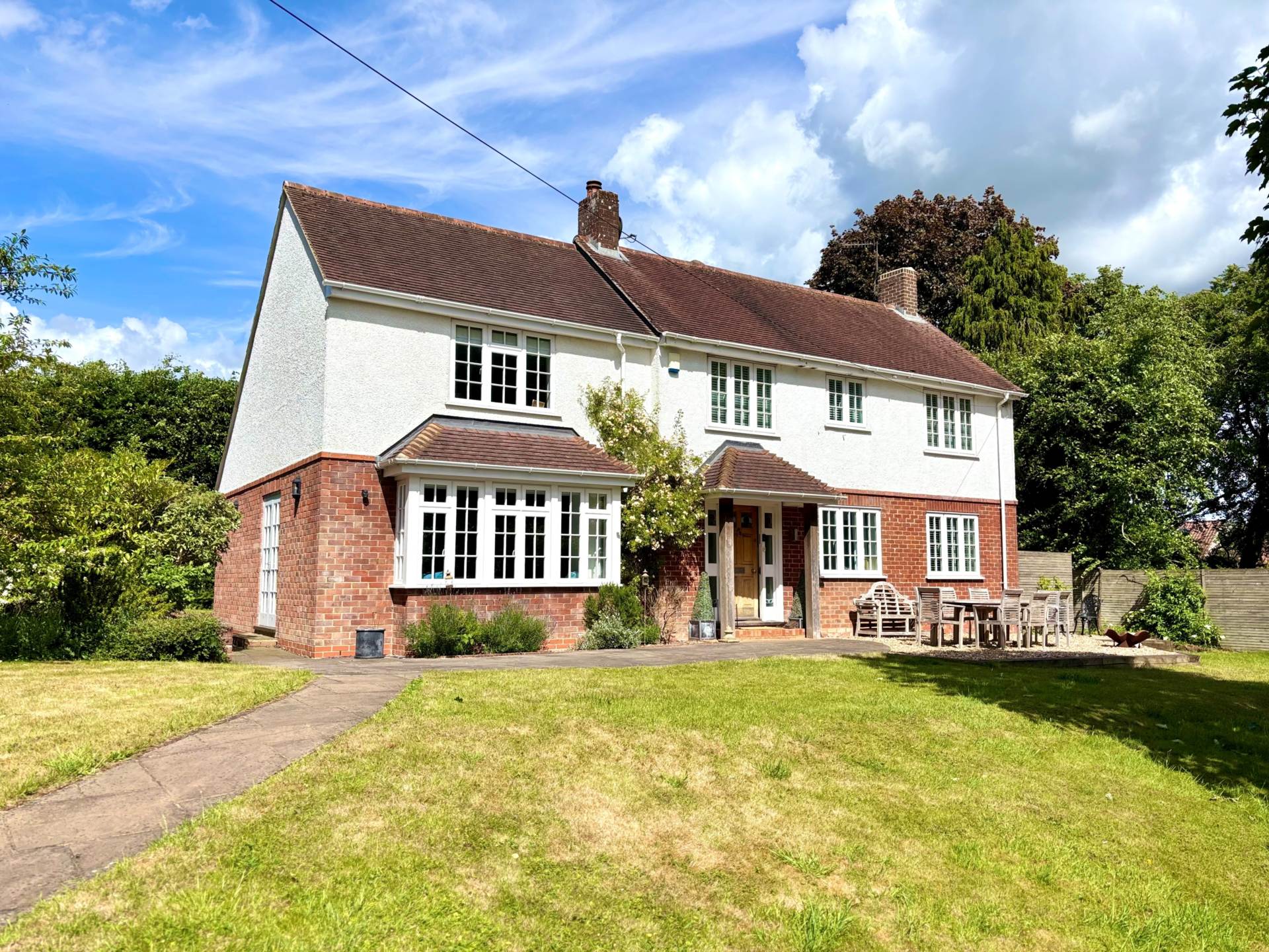 Forest Hill, Great Bedwyn, SN8 3LP, Image 1