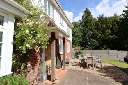Forest Hill, Great Bedwyn, SN8 3LP, Image 16