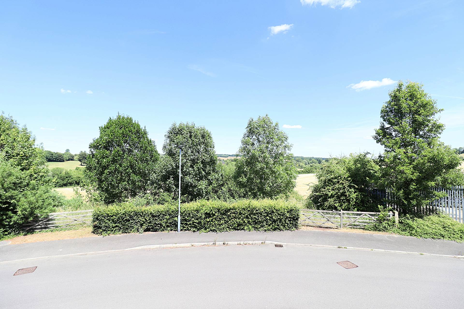White Horse Road, Marlborough, SN8 2FE, Image 11