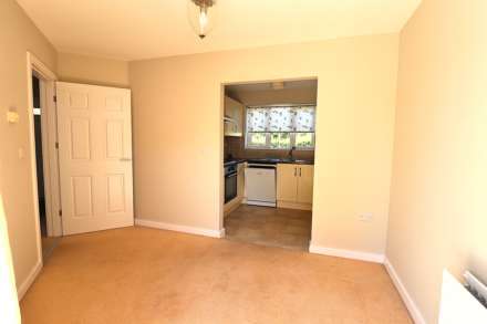White Horse Road, Marlborough, SN8 2FE, Image 4