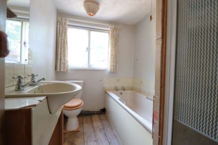 High Street, Burbage, Marlborough, SN8 3AF, Image 7