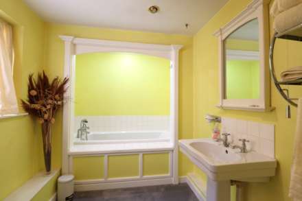 High Street, Marlborough, SN8 1HQ, Image 11