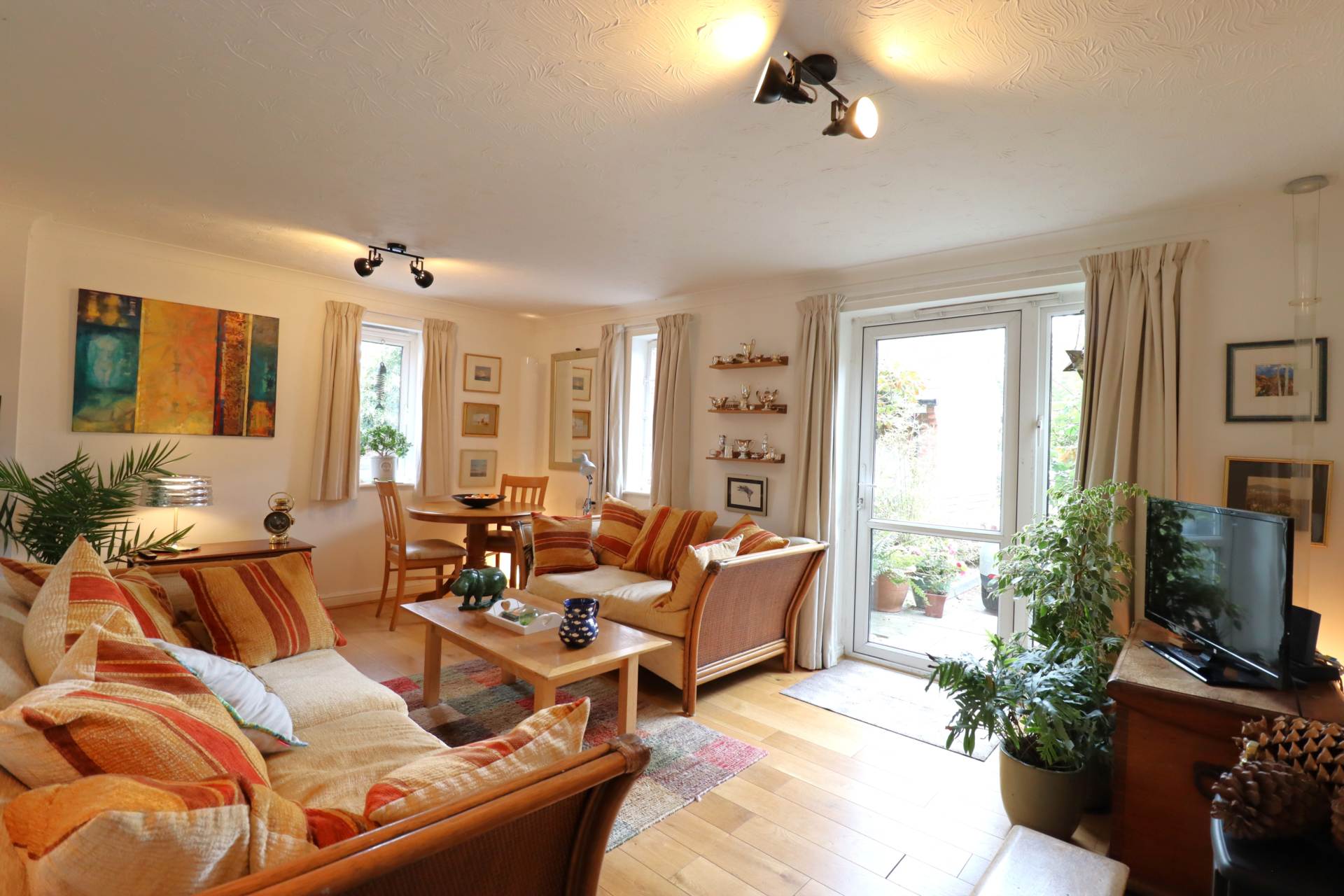 Churchill Court, Kelham Gardens Marlborough, SN8 1LD, Image 4