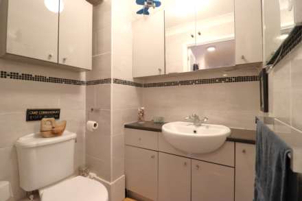 Churchill Court, Kelham Gardens Marlborough, SN8 1LD, Image 9