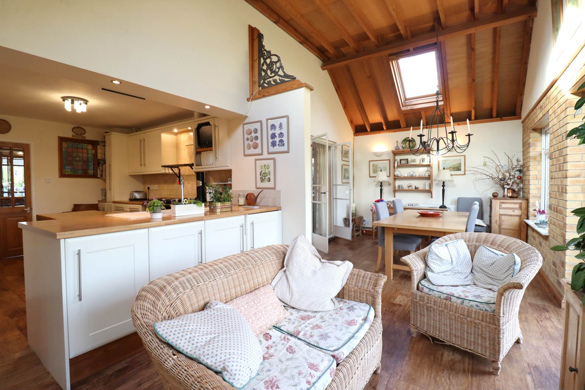Poulton Hill, Marlborough, SN8 1AZ, Image 3
