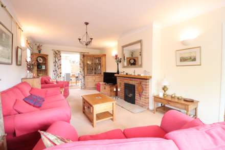 Poulton Hill, Marlborough, SN8 1AZ, Image 5