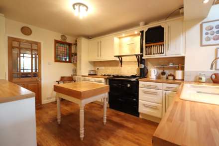 Poulton Hill, Marlborough, SN8 1AZ, Image 7