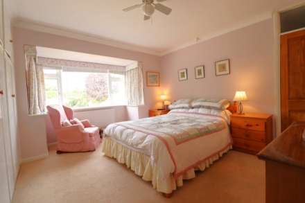 Poulton Hill, Marlborough, SN8 1AZ, Image 9