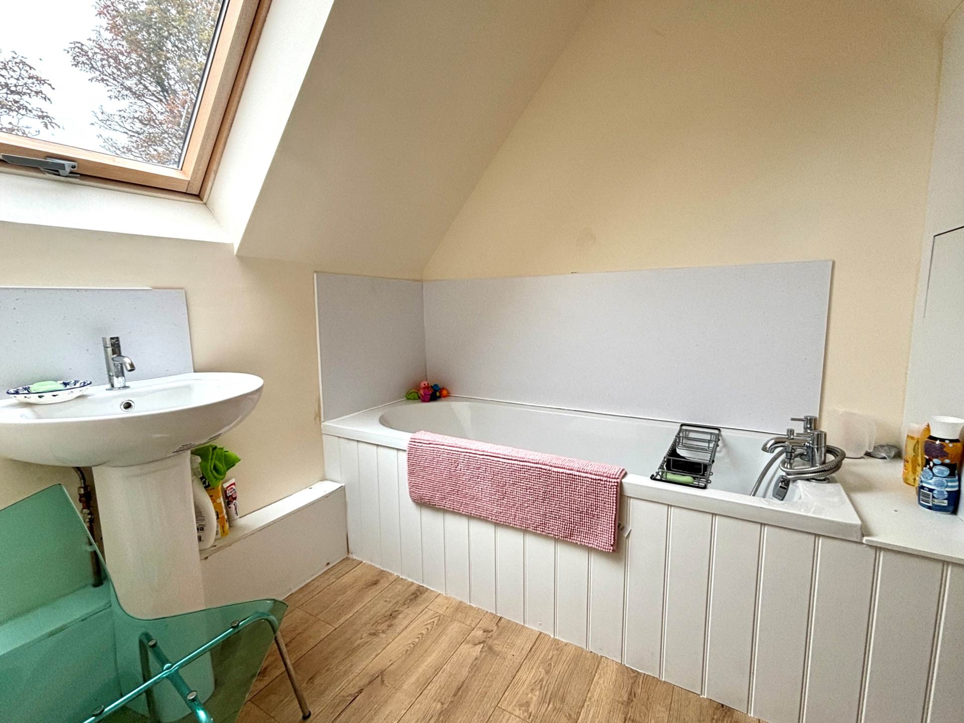 Castle Road, Marlborough, SN8 3LS, Image 8