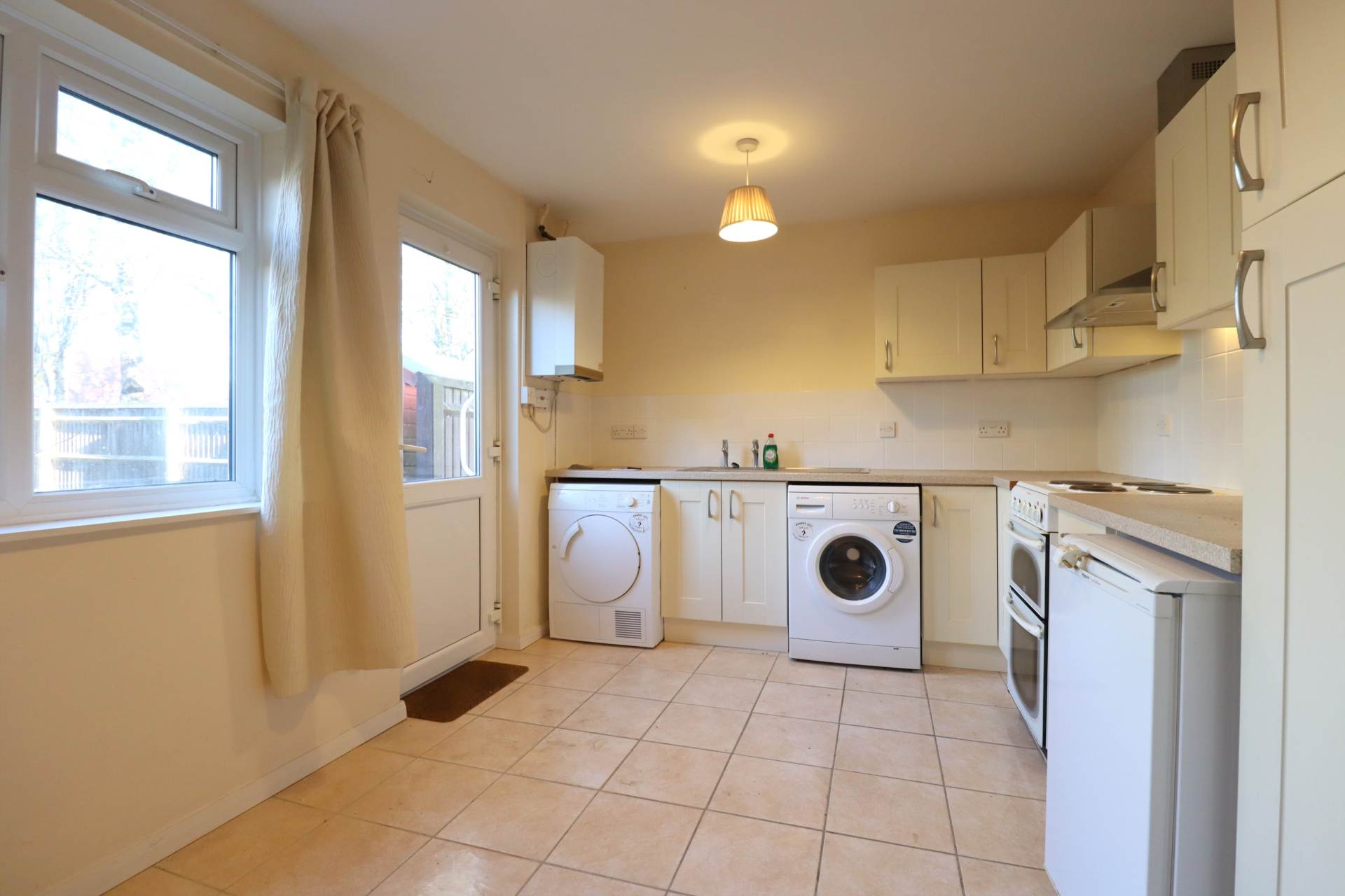 Rogers Meadow, Marlborough, SN8 1DZ, Image 2