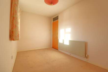 Rogers Meadow, Marlborough, SN8 1DZ, Image 6