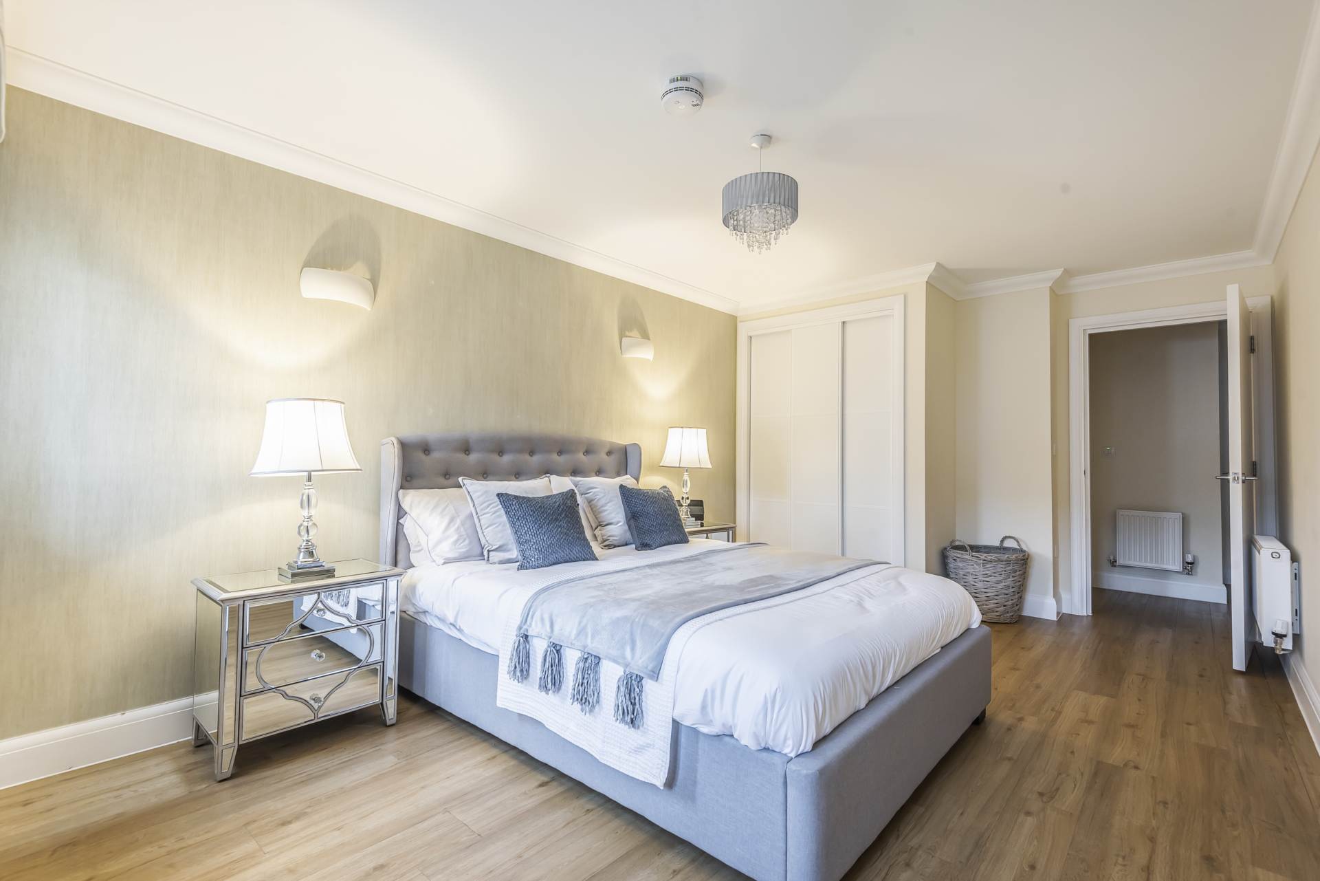 Fleur De Lis, Marlborough, SN8 2FN, Image 5