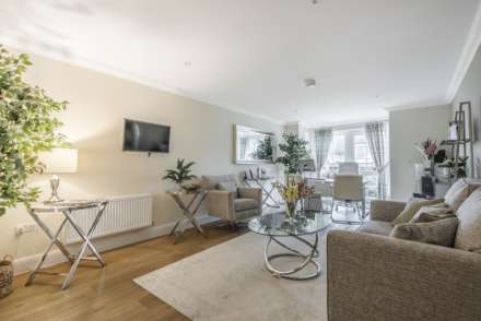 Fleur De Lis, Marlborough, SN8 2FN, Image 3