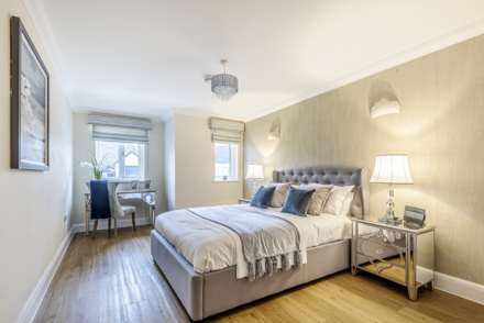 Fleur De Lis, Marlborough, SN8 2FN, Image 4