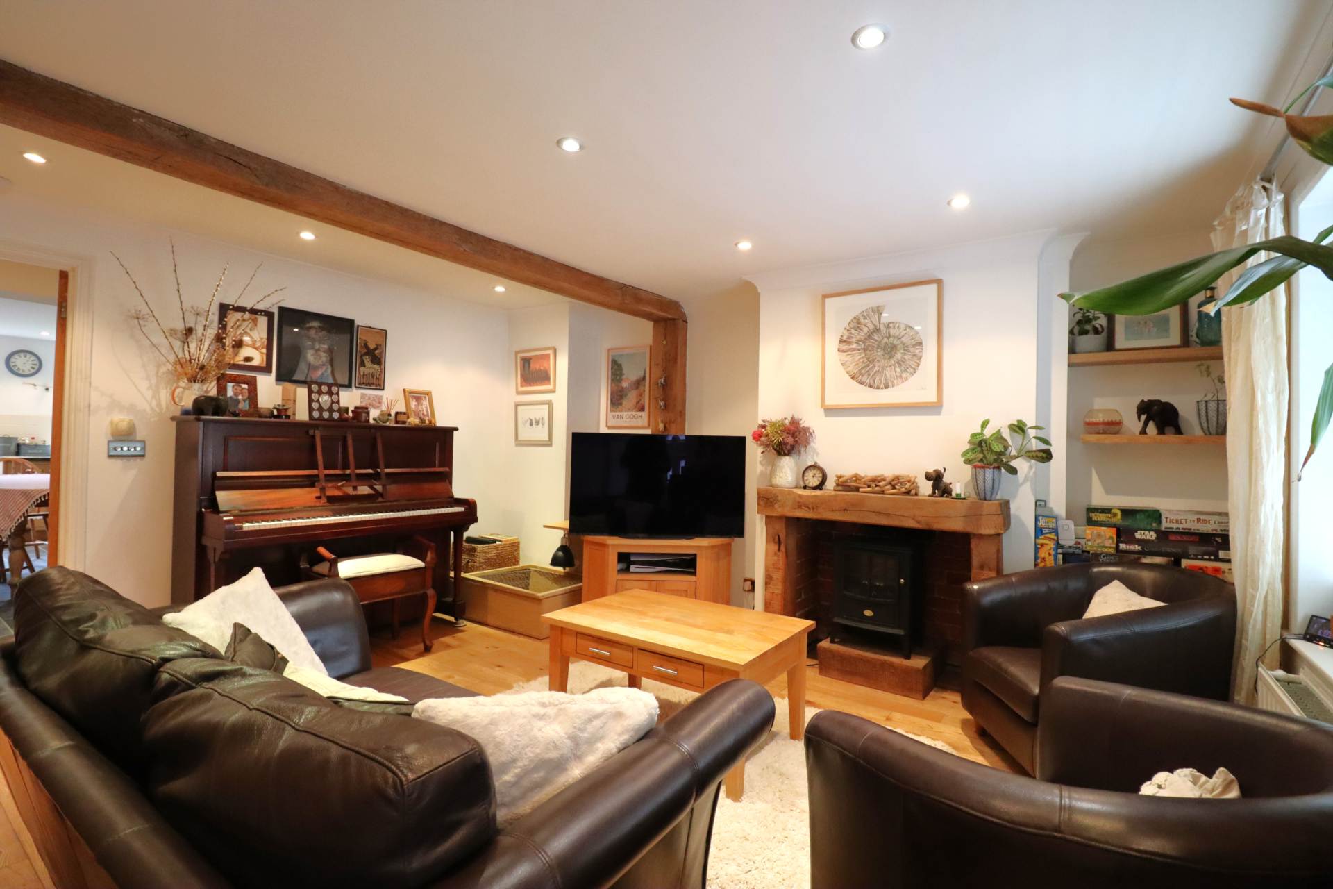 Salisbury Road, Marlborough, SN8 4AB, Image 3