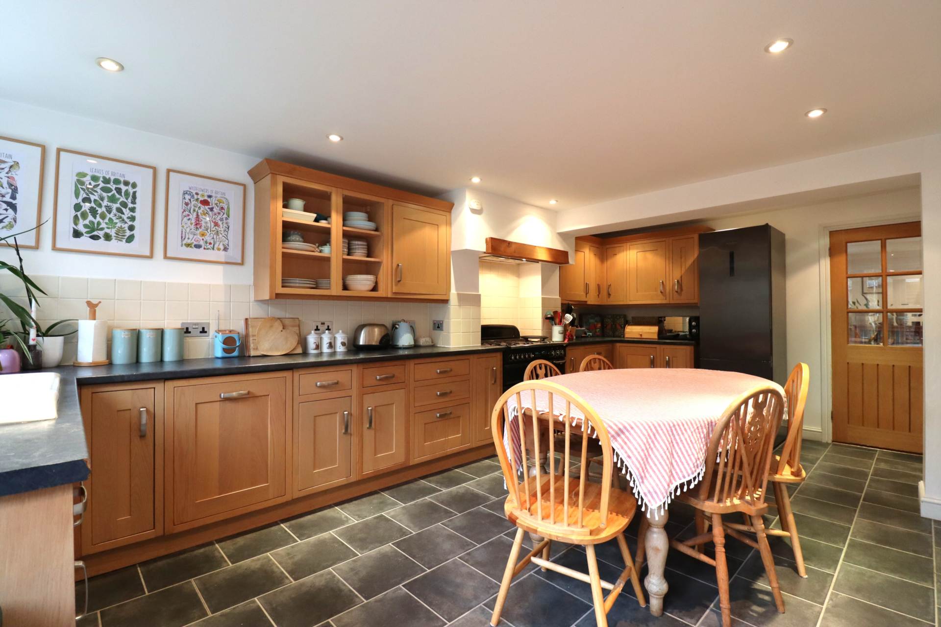 Salisbury Road, Marlborough, SN8 4AB, Image 4