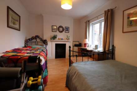 Salisbury Road, Marlborough, SN8 4AB, Image 8