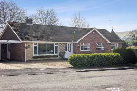 Downs Close, Eastbury, RG17 7JW