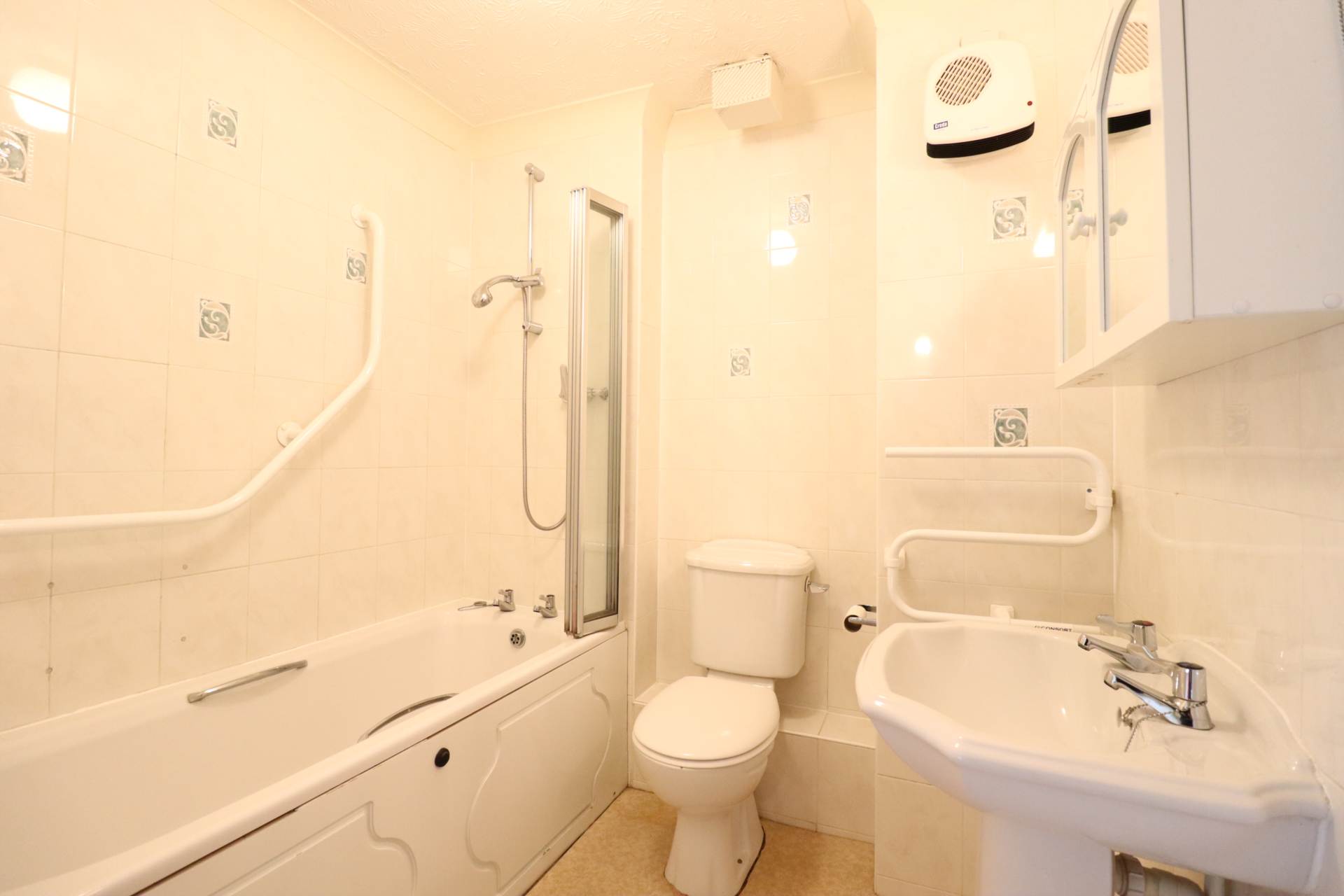 Churchill Court, Marlborough, SN8 1LD, Image 5