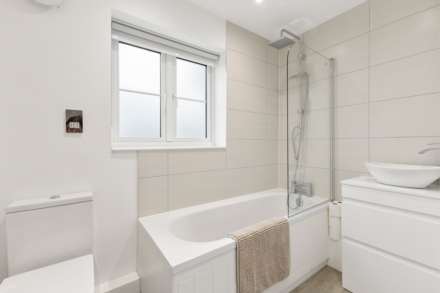 Elcot Lane, Marlborough, SN8 2AZ, Image 9