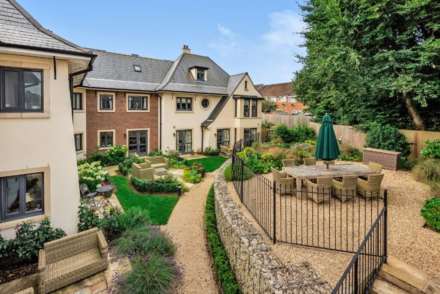 Fleur De Lis, Marlborough, SN8 2FN, Image 8